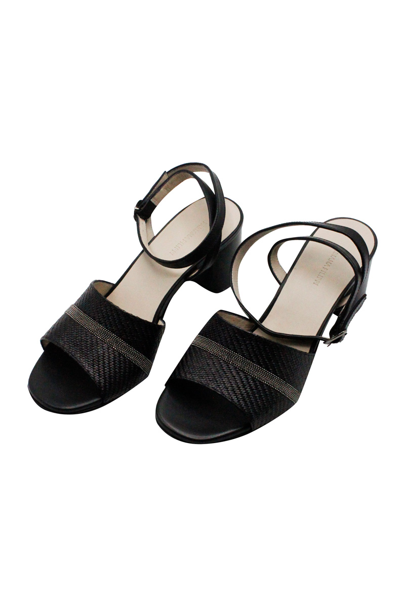 Sandalo Fabiana Filippi in pelle impreziosita da brillanti monili colore Nero (ASD273A961) Sandalo Fabiana Filippi in pelle impreziosita da brillanti monili colore Nero (ASD273A961)